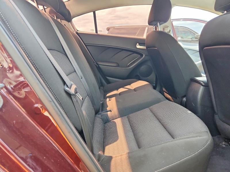 Photo 10 from auction – 2017 KIA FORTE with VIN 3KPFK4A70HE006441