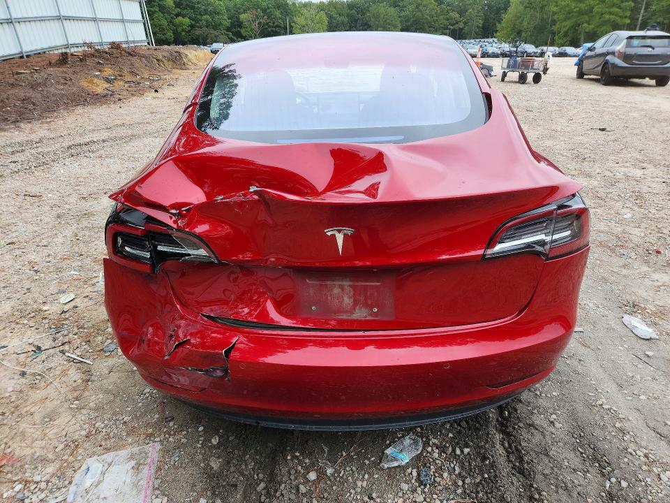 Foto 6 de la subasta – 2018 TESLA MODEL 3 con VIN 5YJ3E1EA0JF018023