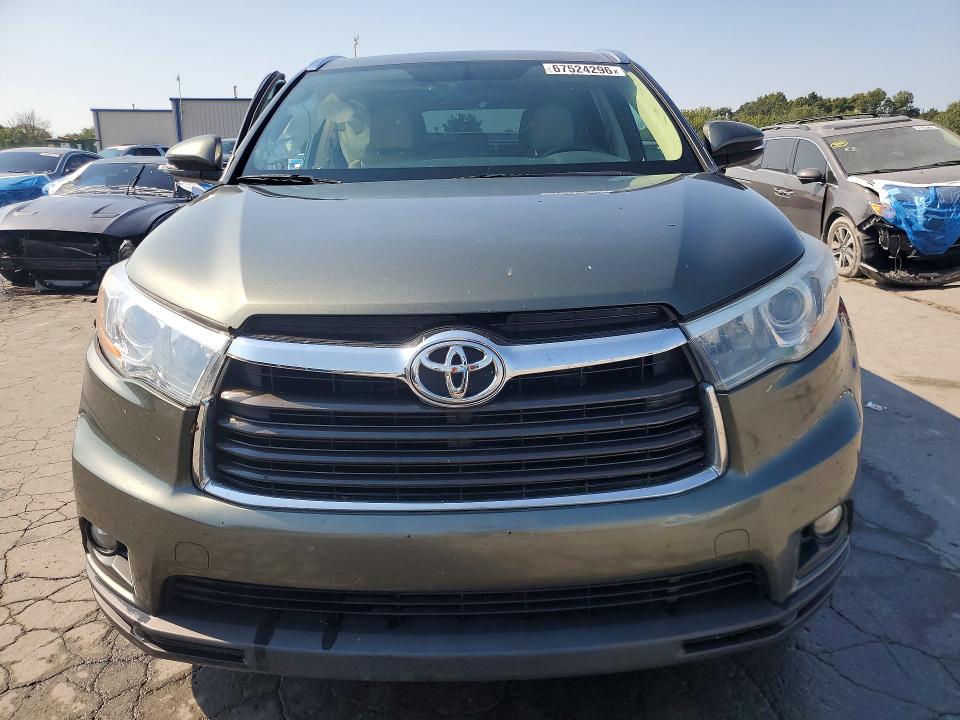 Photo 5 from auction – 2016 TOYOTA HIGHLANDER with VIN 5TDJKRFH9GS300451