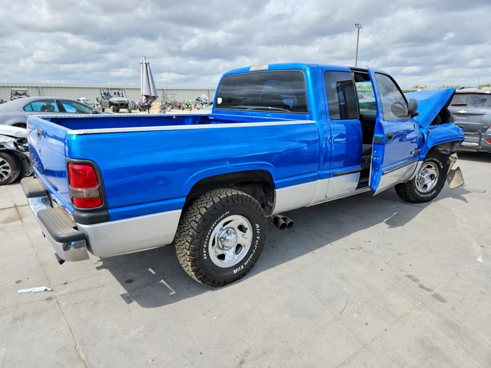 Photo 3 from auction – 2001 DODGE RAM 1500 with VIN 3B7HC13Y11M524175