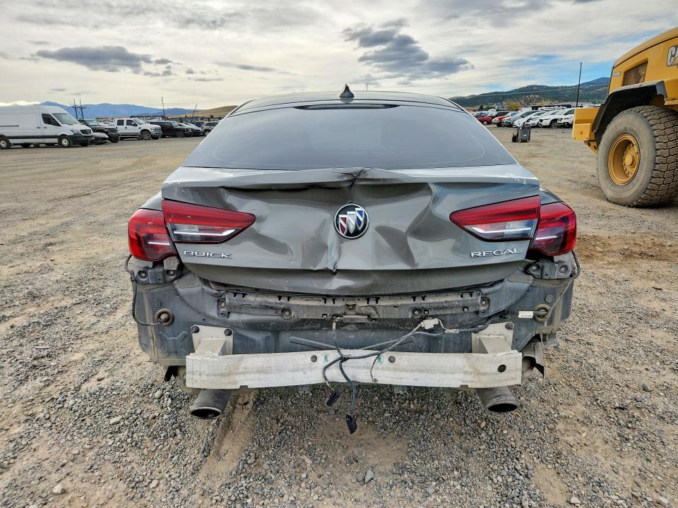 Снимка 6 от търг – 2018 BUICK REGAL с VIN W04GM6SX7J1119962