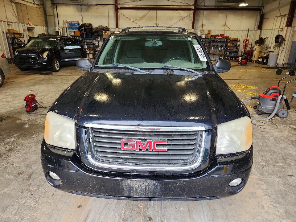 Photo 5 from auction – 2005 GMC ENVOY with VIN 1GKDT13S252292228
