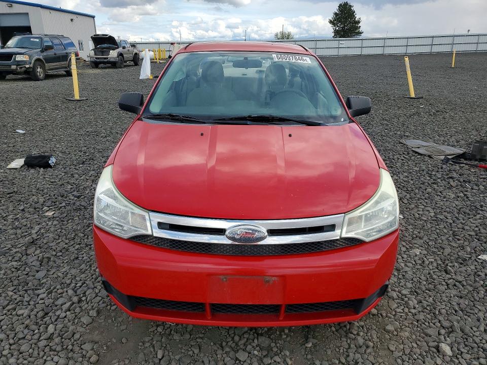 Photo 5 from auction – 2008 FORD FOCUS with VIN 1FAHP32N48W140270