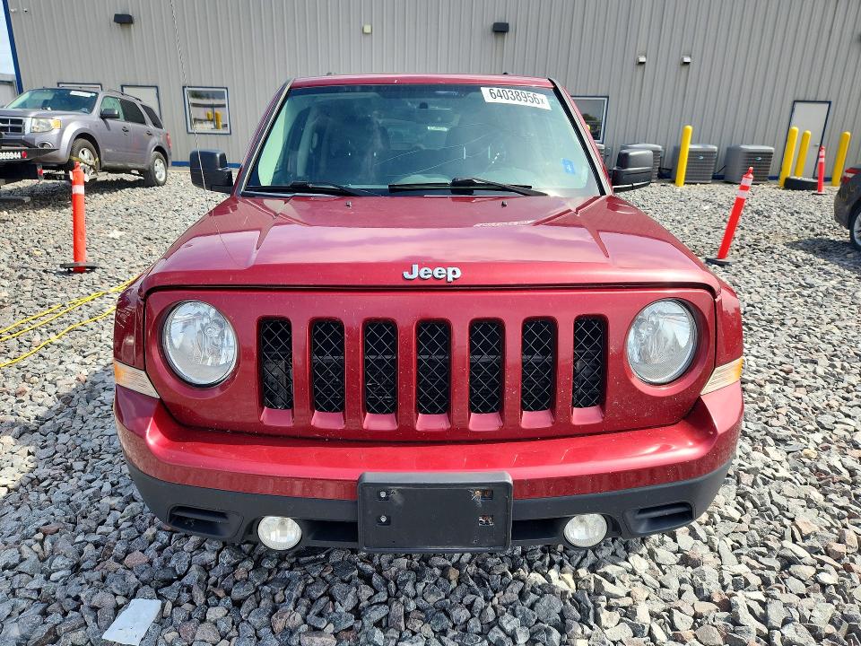 Photo 5 from auction – 2017 JEEP PATRIOT with VIN 1C4NJRFB5HD174196