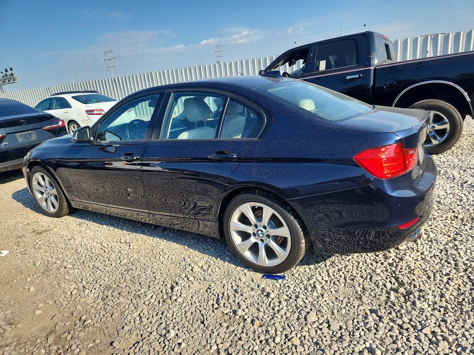 Photo 2 from auction – 2015 BMW 328 with VIN WBA3B3G58FNR86252