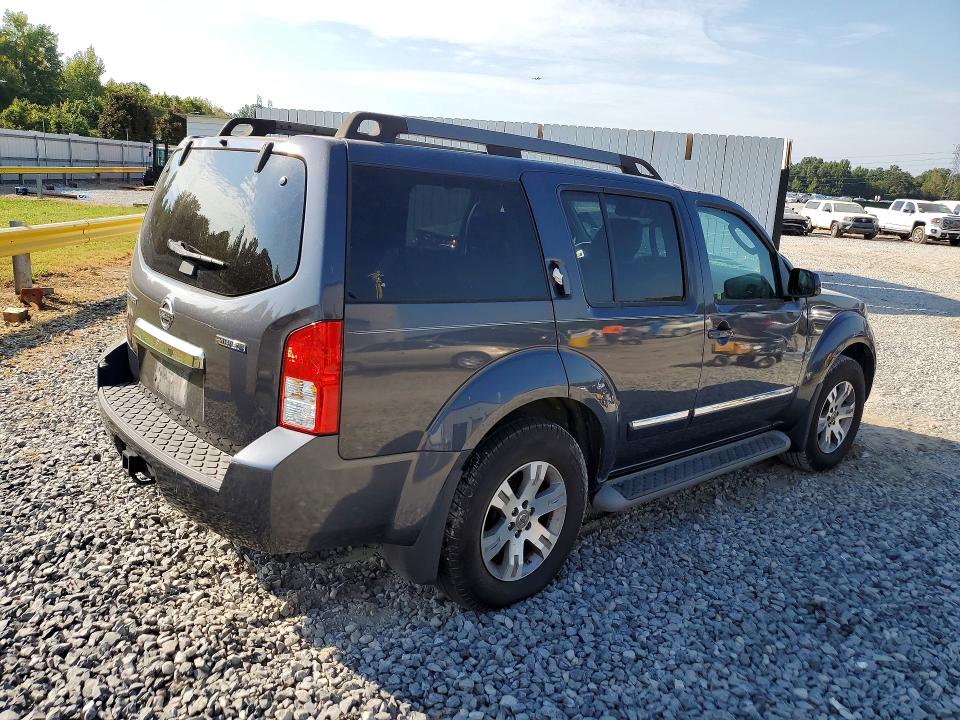 Photo 3 from auction – 2012 NISSAN PATHFINDER with VIN 5N1AR1NN1CC633545