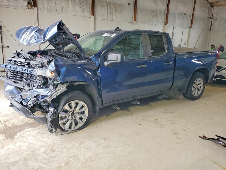 CHEVROLET SILVERADO 2021 с VIN 1GCRYBEK4MZ342736 - Снимка от търг