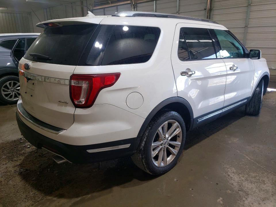 Photo 3 from auction – 2018 FORD EXPLORER with VIN 1FM5K8F86JGB74722
