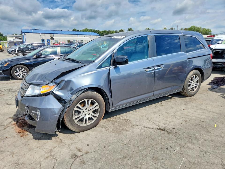 HONDA ODYSSSEY 2011 с VIN 5FNRL5H6XBB001679 - Снимка от търг