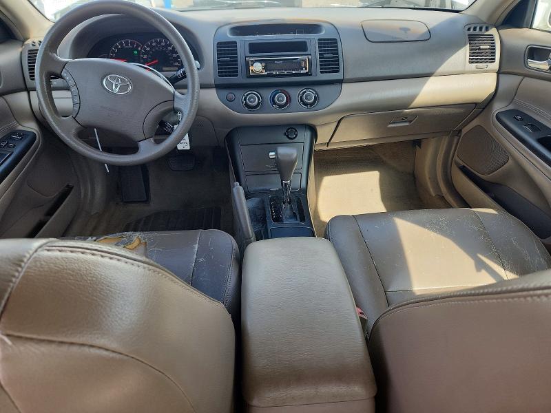 Photo 8 from auction – 2005 TOYOTA CAMRY with VIN 4T1BE32K55U016832