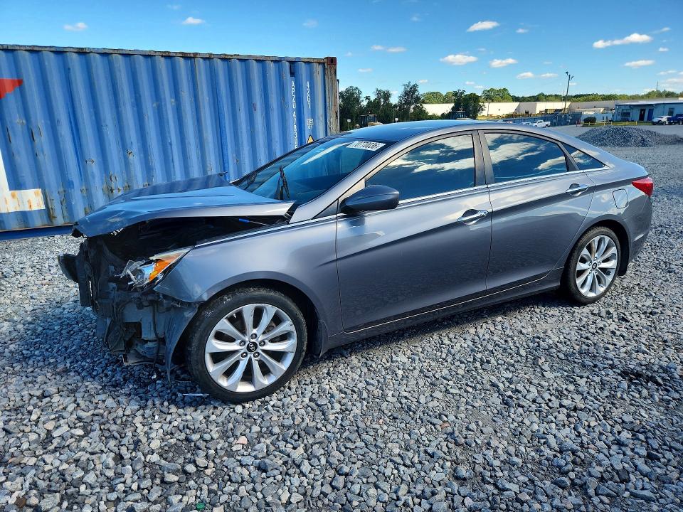 HYUNDAI SONATA 2011 with VIN 5NPEC4AC2BH138979 - Photo from auction