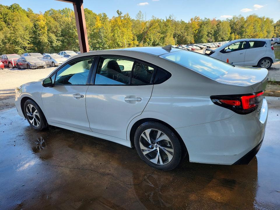 Фото 2 с аукциона – 2025 SUBARU LEGACY с VIN 4S3BWAC63S3016143