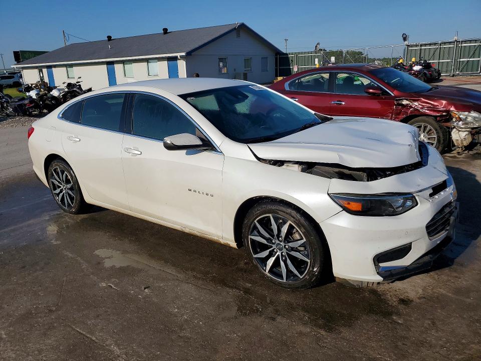 Photo 4 from auction – 2016 CHEVROLET MALIBU with VIN 1G1ZF5SX2GF211052