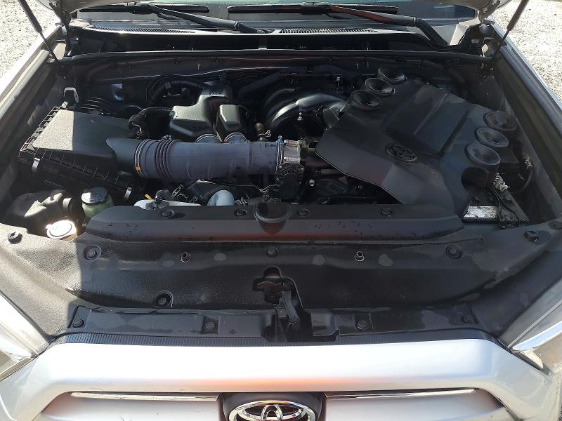 Zdjęcie 12 z aukcji – 2024 TOYOTA 4RUNNER z VIN JTEEU5JR3R5312474