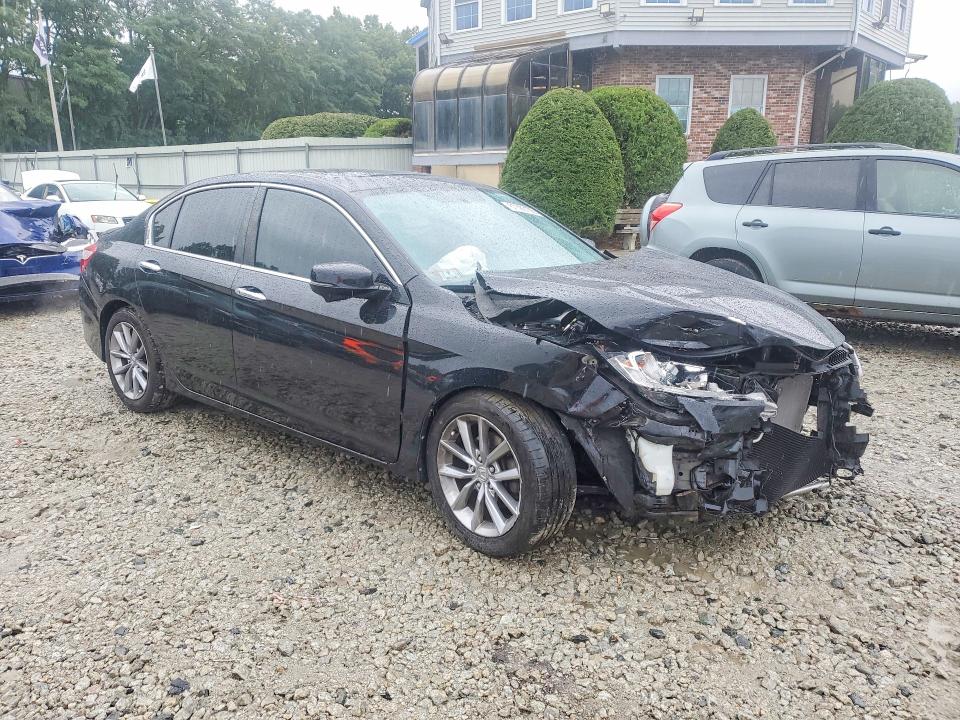 Photo 4 from auction – 2016 HONDA ACCORD with VIN 1HGCR2F73GA021692