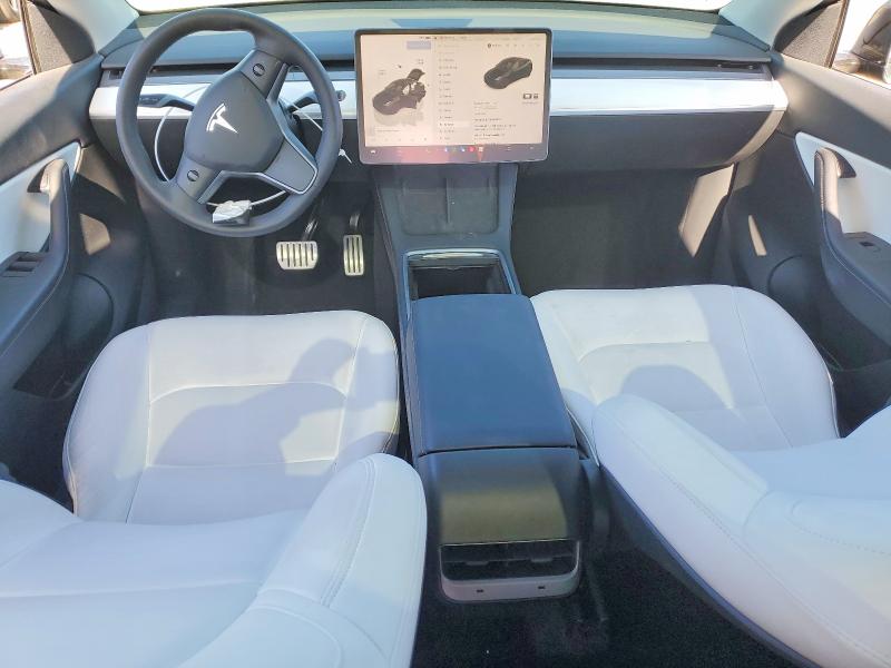 Zdjęcie 8 z aukcji – 2022 TESLA MODEL Y z VIN 7SAYGDEF2NF414203