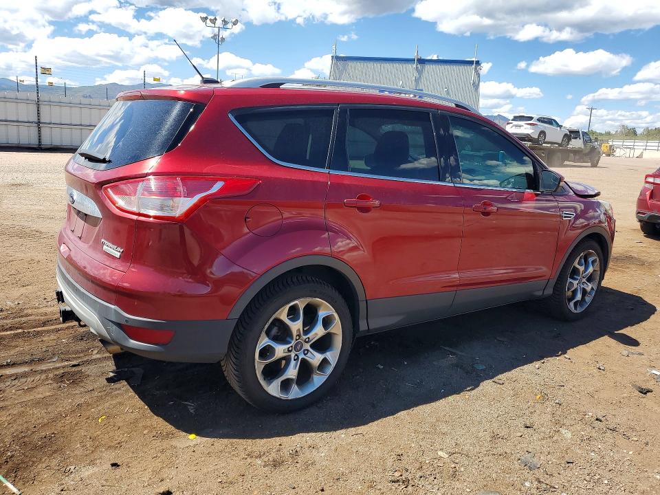 Photo 3 from auction – 2015 FORD ESCAPE with VIN 1FMCU0J98FUA07886