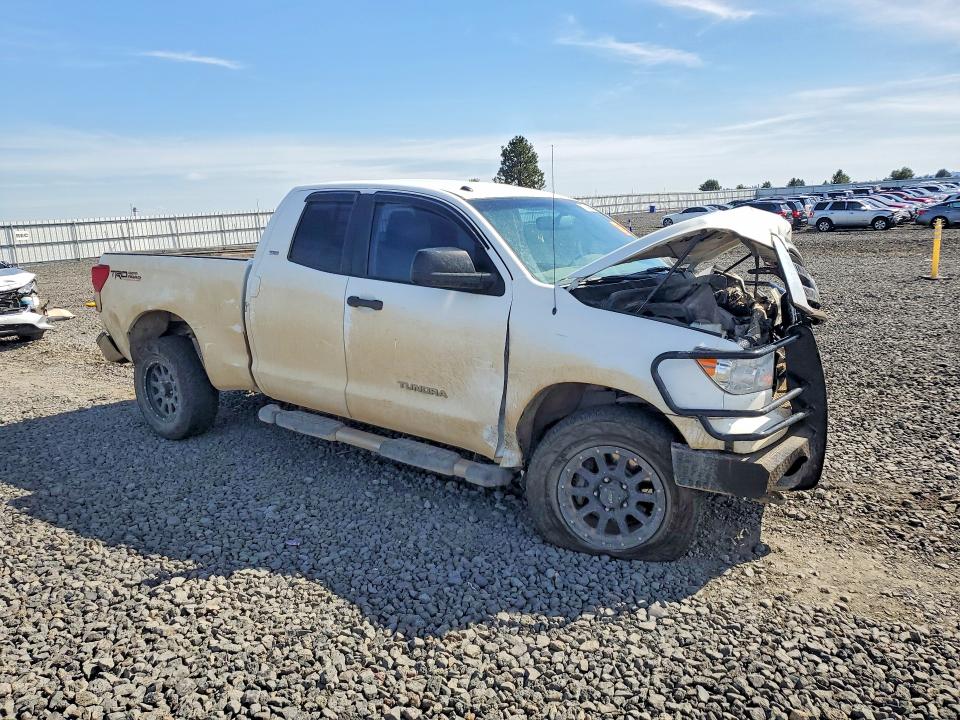 Photo 4 from auction – 2010 TOYOTA TUNDRA with VIN 5TFUM5F17AX010262