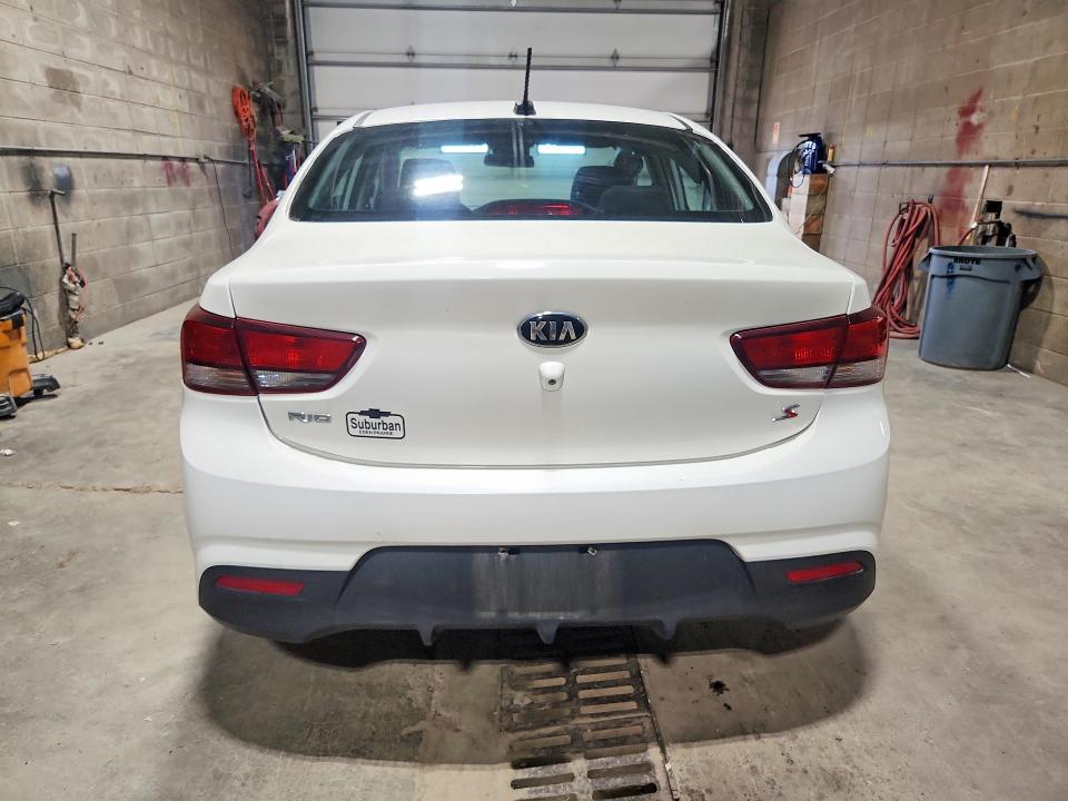 Foto 6 de la subasta – 2018 KIA RIO con VIN 3KPA24AB5JE077784