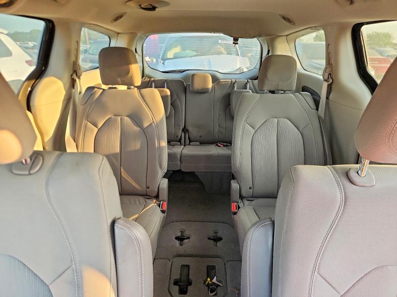 Zdjęcie 10 z aukcji – 2017 CHRYSLER PACIFICA z VIN 2C4RC1CG5HR597872