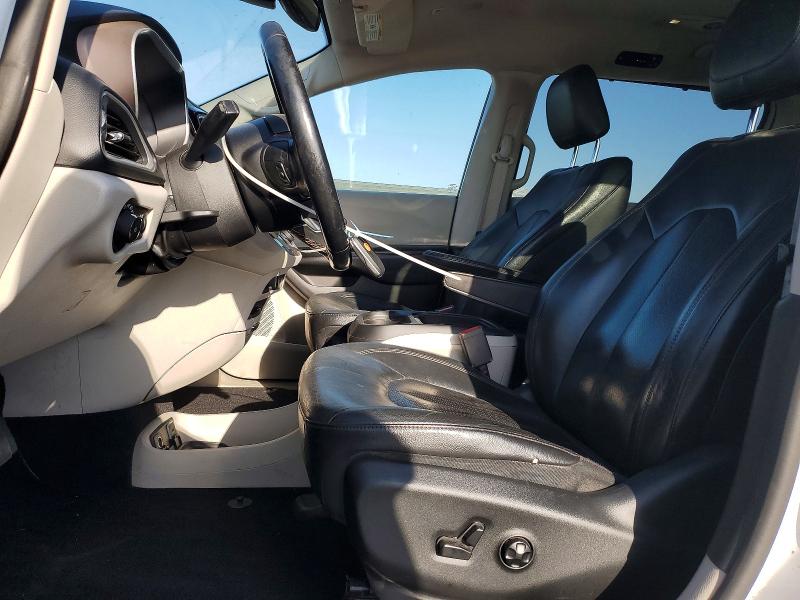 Photo 7 from auction – 2019 CHRYSLER PACIFICA with VIN 2C4RC1BG1KR560889