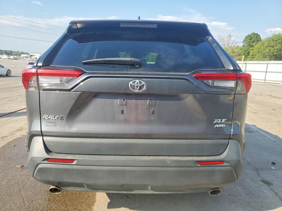 Photo 6 from auction – 2024 TOYOTA RAV4 with VIN 2T3A1RFV2RC426873