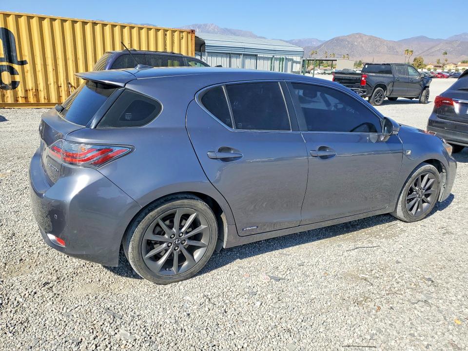 Photo 3 from auction – 2013 LEXUS CT with VIN JTHKD5BH6D2173401