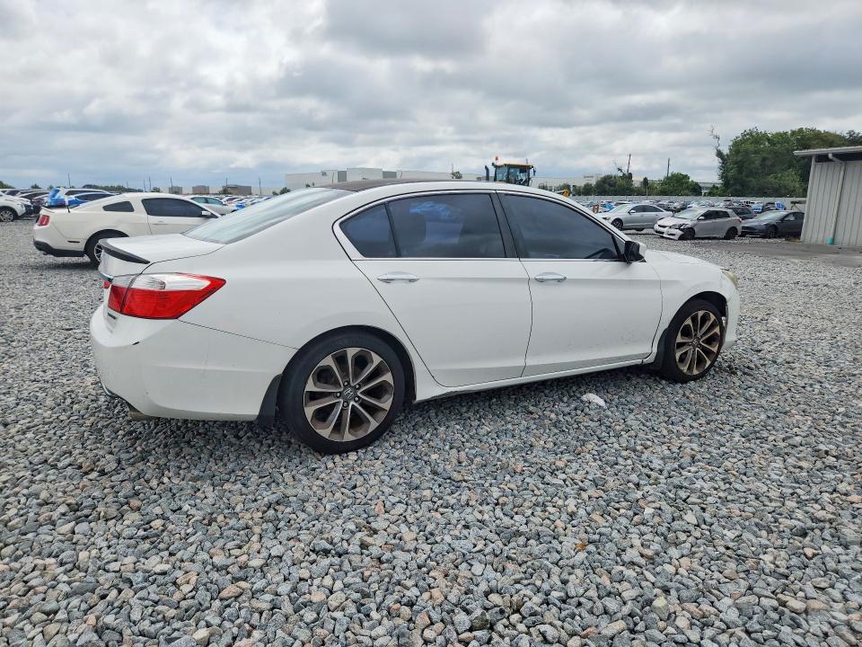 Снимка 3 от търг – 2015 HONDA ACCORD с VIN 1HGCR2F53FA008227