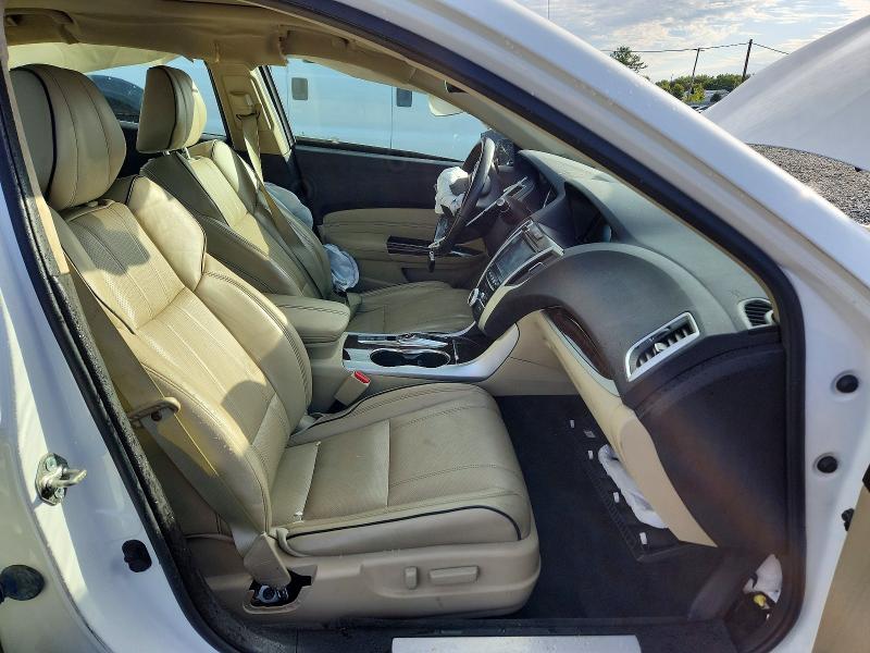 Фото 7 с аукциона – 2018 ACURA TLX с VIN 19UUB2F58JA002215