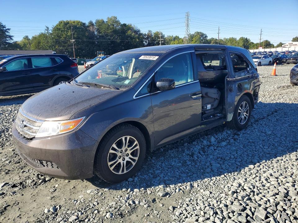 Снимка 1 от търг – 2012 HONDA ODYSSEY с VIN 5FNRL5H47CB080504