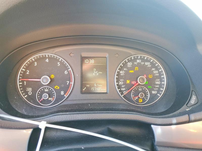 Photo 9 from auction – 2014 VOLKSWAGEN PASSAT with VIN 1VWAT7A36EC098029