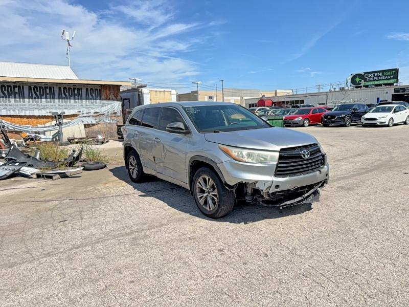 2016 TOYOTA HIGHLANDER - Търг №69370426