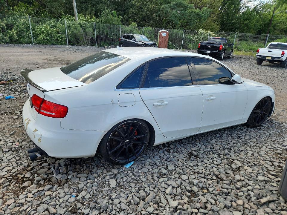 Photo 3 from auction – 2010 AUDI A4 with VIN WAUFFAFLXAN066590