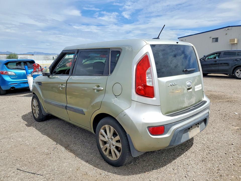 Photo 2 from auction – 2013 KIA SOUL with VIN KNDJT2A60D7631094