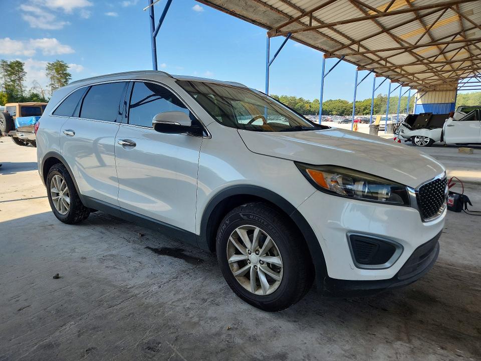 Photo 4 from auction – 2016 KIA SORENTO with VIN 5XYPG4A39GG018771