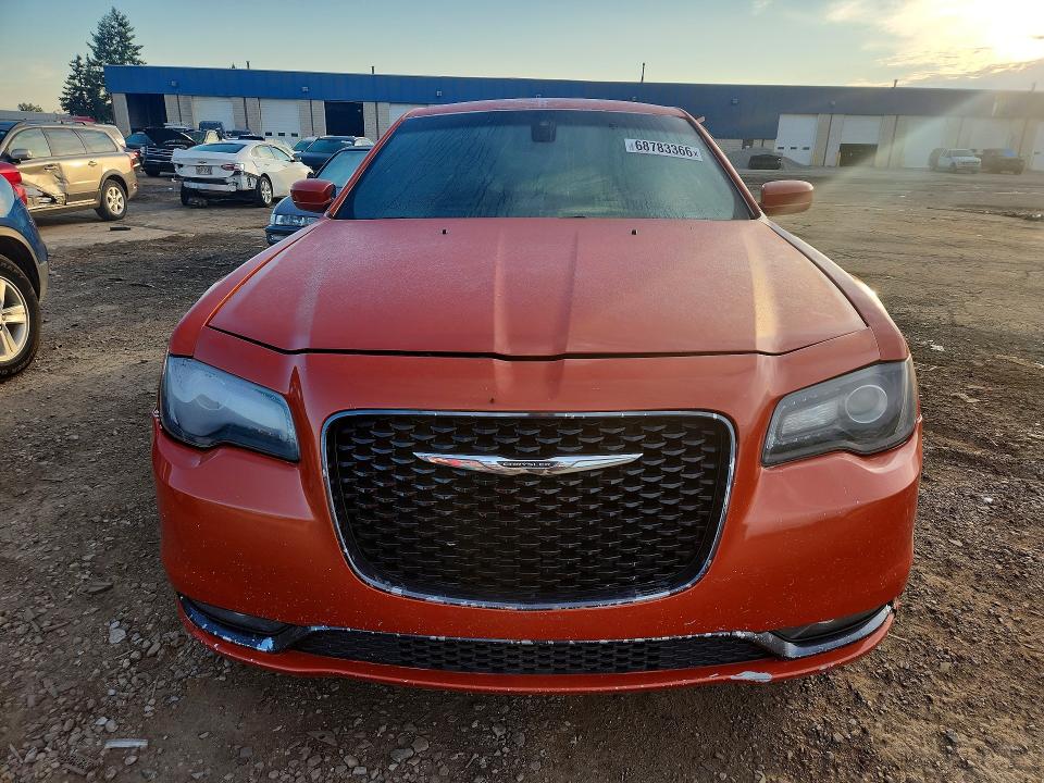 Photo 5 from auction – 2019 CHRYSLER 300 with VIN 2C3CCAGG4KH637084