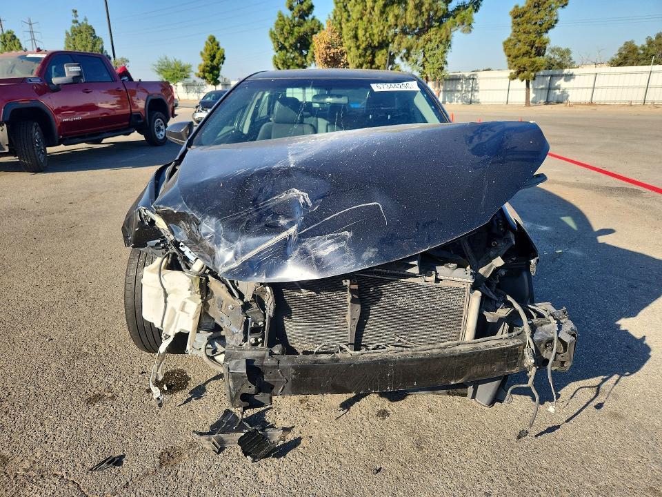 Photo 5 from auction – 2017 TOYOTA CAMRY with VIN 4T1BF1FK8HU398595