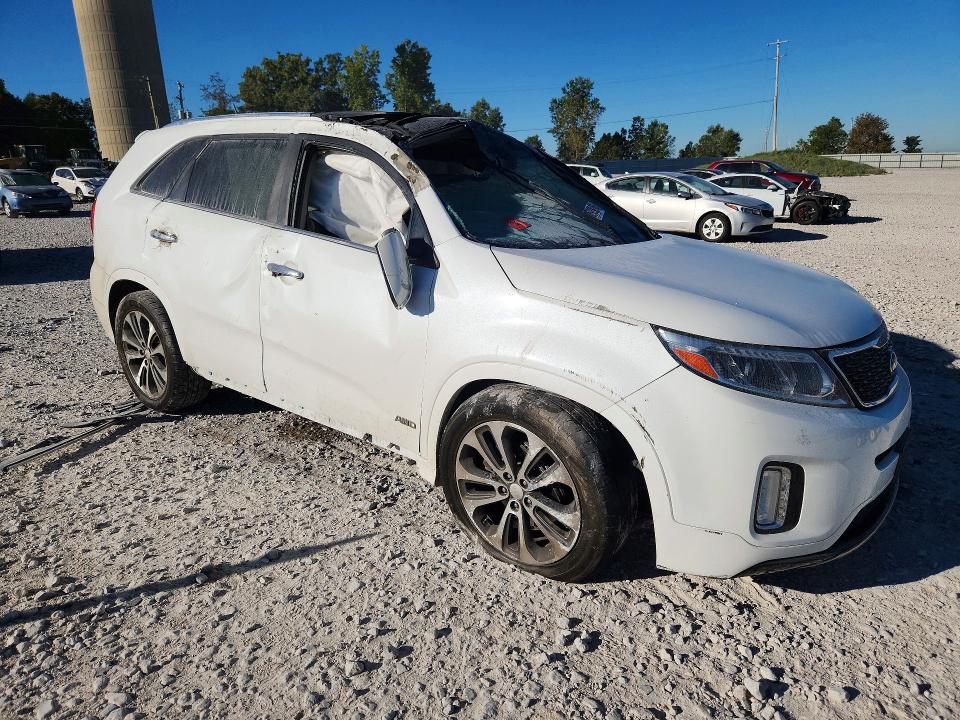 Foto 4 de la subasta – 2014 KIA SORENTO con VIN 5XYKWDA73EG522892