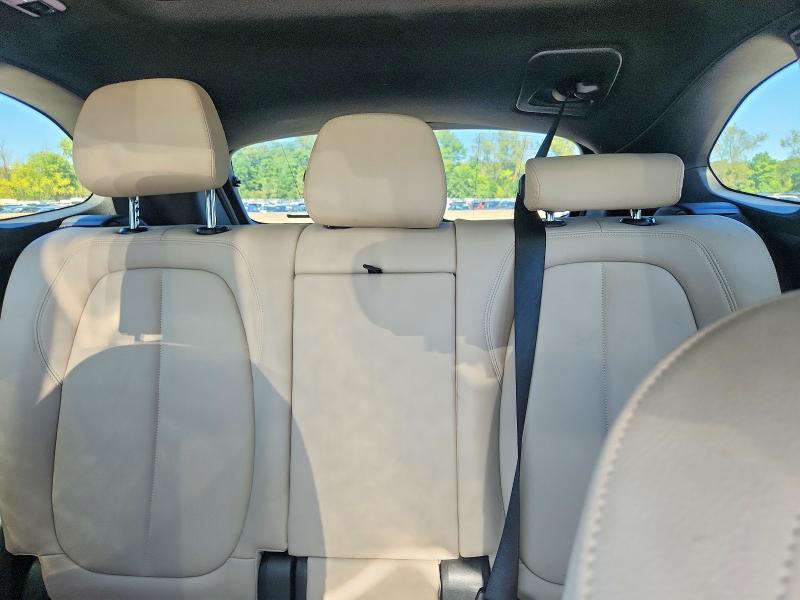 Photo 10 from auction – 2018 BMW X1 with VIN WBXHT3C36J3H30468