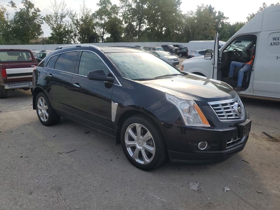 Zdjęcie 4 z aukcji – 2015 CADILLAC SRX z VIN 3GYFNCE3XFS619507