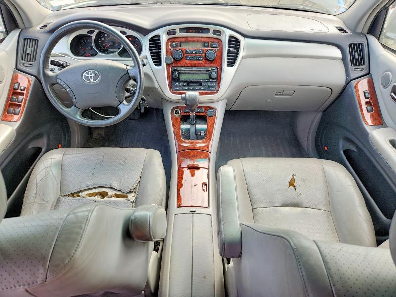 Photo 8 from auction – 2005 TOYOTA HIGHLANDER with VIN JTEEP21A650105049