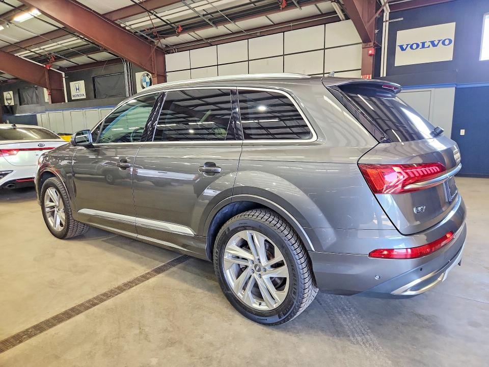 Photo 2 from auction – 2020 AUDI Q7 with VIN WA1LXAF73LD007437