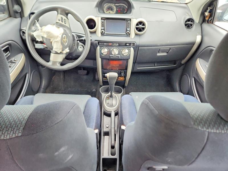 Снимка 8 от търг – 2006 SCION XA с VIN JTKKT624365018032