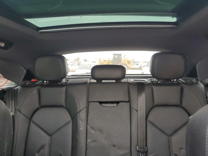 Снимка 10 от търг – 2018 PORSCHE MACAN с VIN WP1AB2A56JLB38547