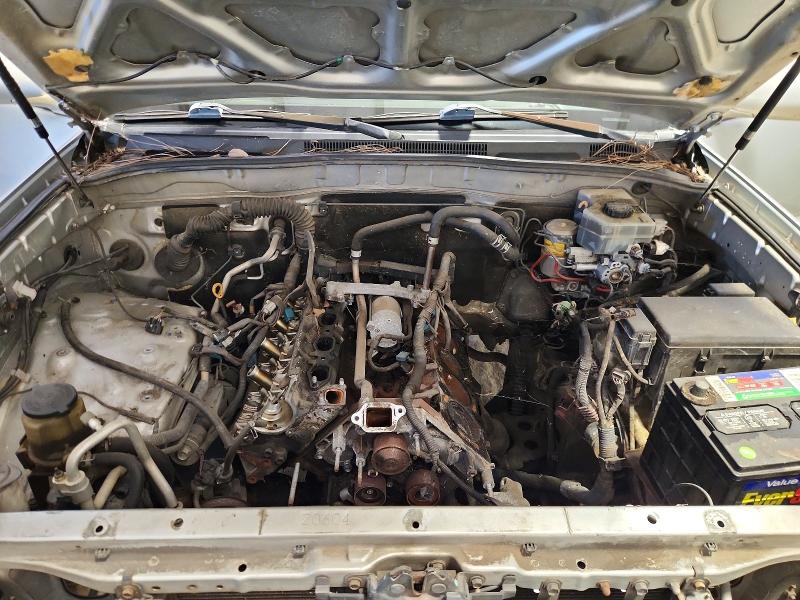 Photo 12 from auction – 2003 TOYOTA 4RUNNER with VIN JTEBT17R930012416