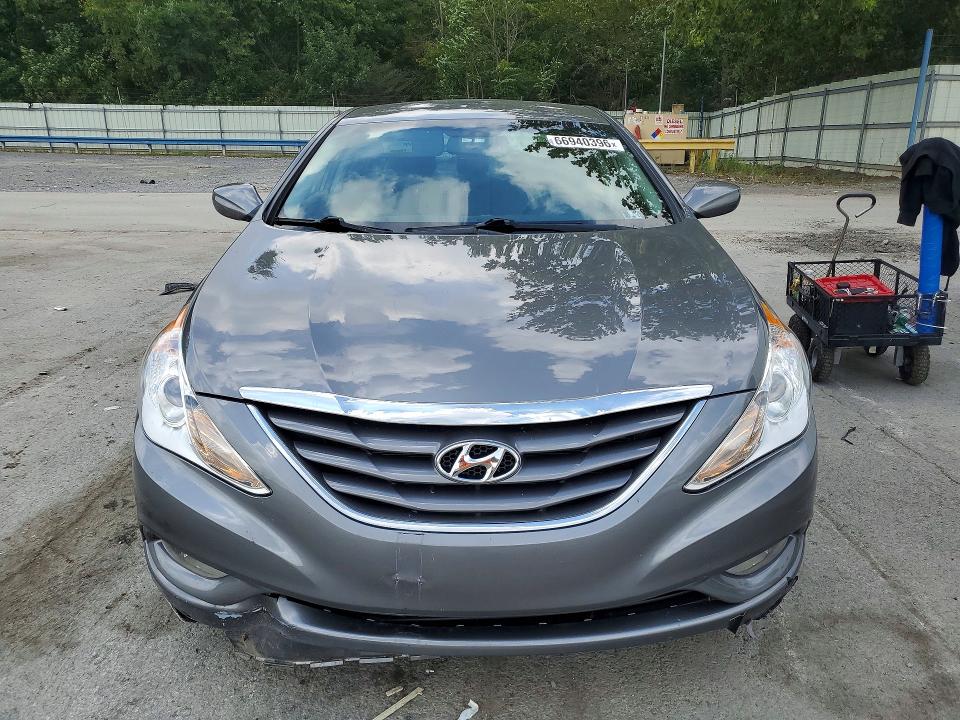Photo 5 from auction – 2013 HYUNDAI SONATA with VIN 5NPEB4AC4DH565635