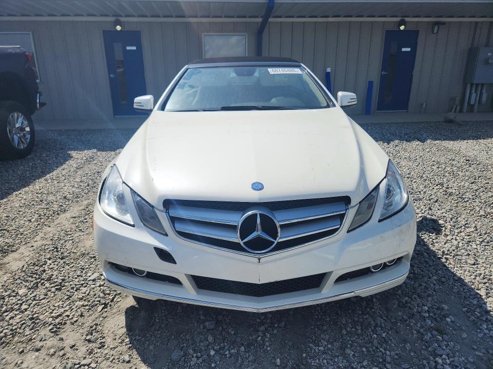 Foto 5 de la subasta – 2011 MERCEDES-BENZ E con VIN WDDKK5GF8BF058406