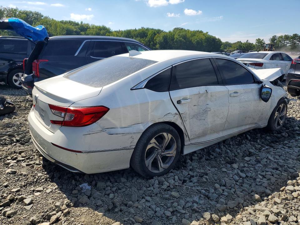 Photo 3 from auction – 2020 HONDA ACCORD with VIN 1HGCV1F40LA155338