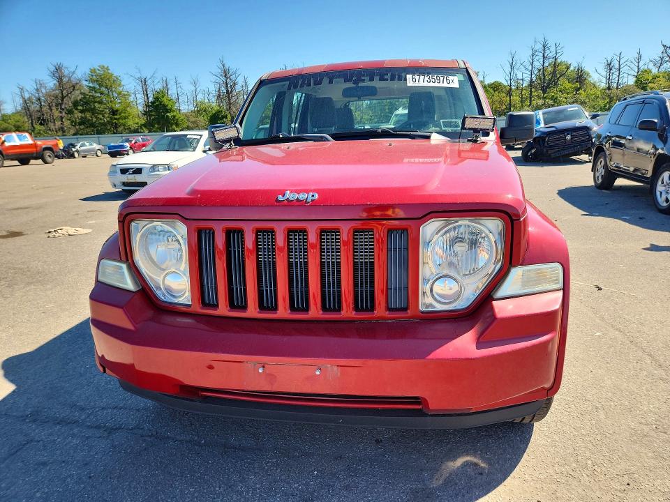 Photo 5 from auction – 2008 JEEP LIBERTY with VIN 1J8GN28K88W152403