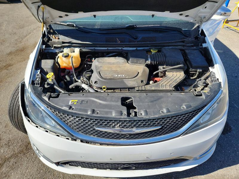 Photo 12 from auction – 2017 CHRYSLER PACIFICA with VIN 2C4RC1GG4HR504074